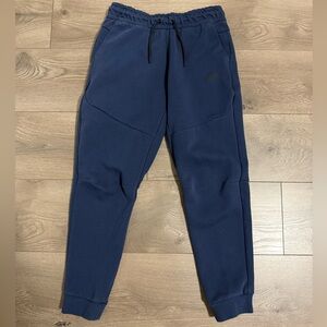 Kids Nike Tech Joggers Kids Size XL Used